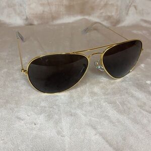 Vintage Gold Aviator Sunglasses with Smoke Lenses